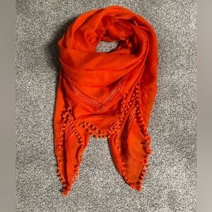 Danier scarf